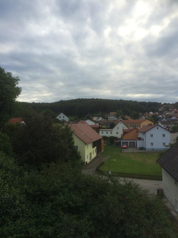 Zur Krone Wolfsegg Buitenkant foto