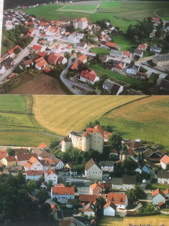 Zur Krone Wolfsegg Buitenkant foto