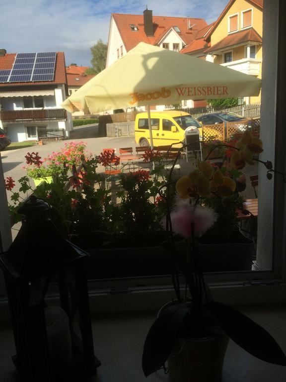 Zur Krone Wolfsegg Buitenkant foto