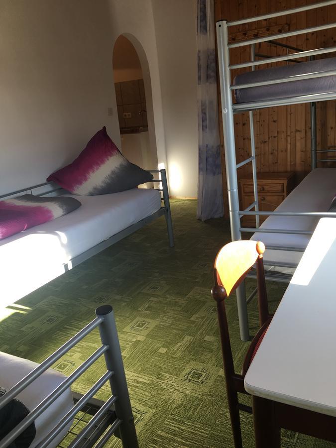 Zur Krone Wolfsegg Buitenkant foto