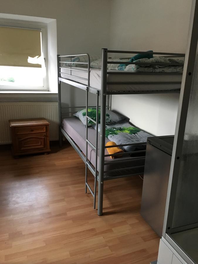 Zur Krone Wolfsegg Buitenkant foto